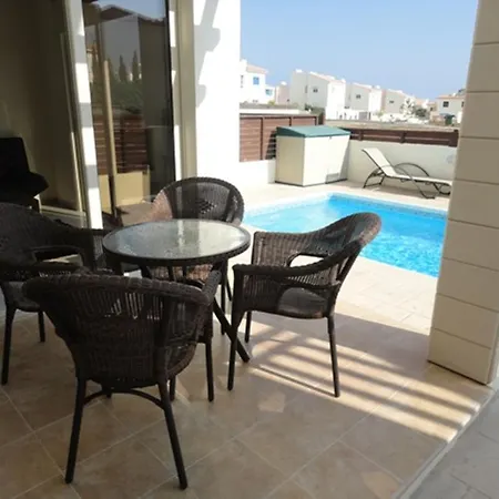 Villa Menelaos Villas